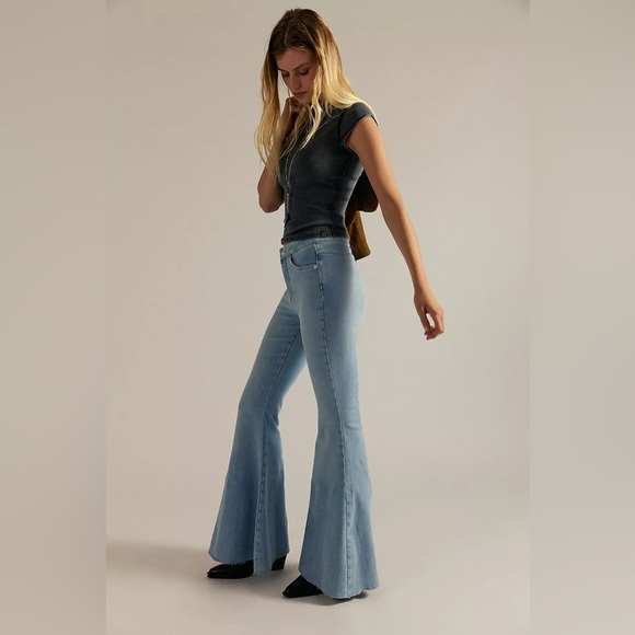 NWT Free People We The Free CRVY Super High-Rise Lace-Up Flare Jeans - Picture 2 of 5